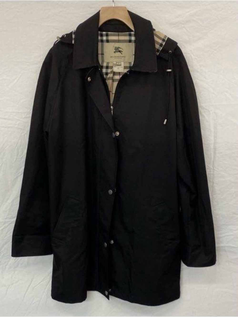 Burberry Black Hooded Trench Coat with Plaid Cuff and Hood Detail - Picture 9 of 10